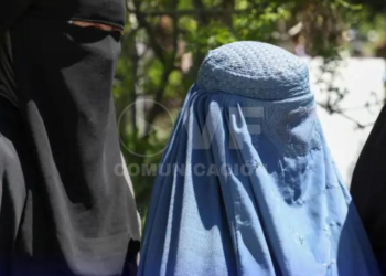 Los talibanes prohíben el sonido de la voz de las mujeres en público