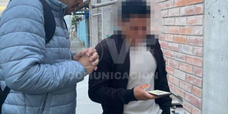 Hombre fue sancionado con una multa de USD 4 600 por apuñalar una perra de tres años, y causar su muerte. 