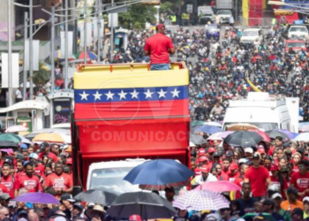 Chavismo y oposición se toman las calles