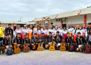 Despliegue de arte y cultura en Arenillas