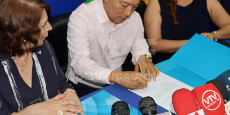 Orenses podrán Acceder a Becas con 60% de Descuento Tras Convenio con UNIR