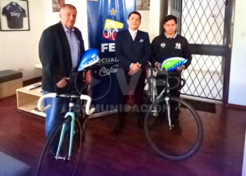 Entrega de bicicletas pisteras fortalece el ciclismo en Pasaje