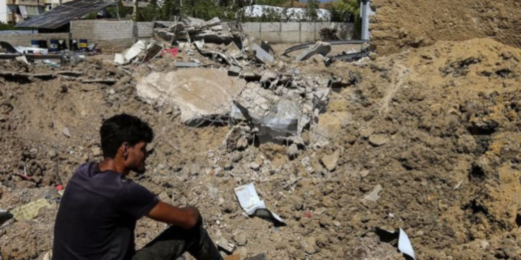 Al menos 81 personas murieron en ataques israelíes este miércoles