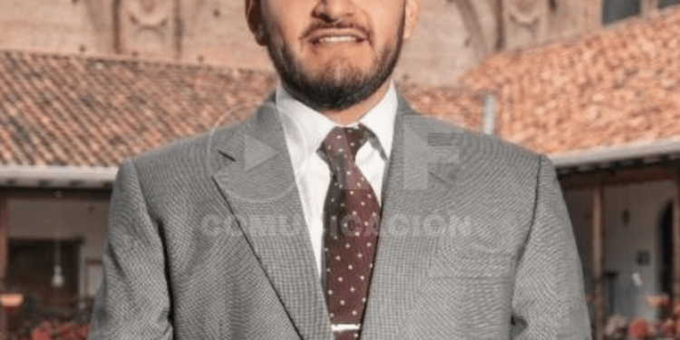 Hijo de Verónica Abad estaría vinculado a cuentas en paraísos fiscales por más de USD 7 millones