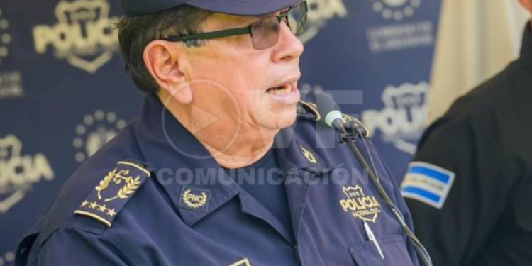 Director general de la Policía salvadoreña muere en un accidente aéreo
