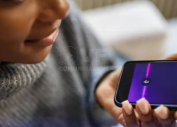 Meta ahora tendrá voces de famosos incorporadas en su asistente de IA