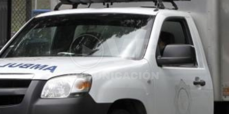 Hombre habría asesinado a su madre y abandonado en una maleta