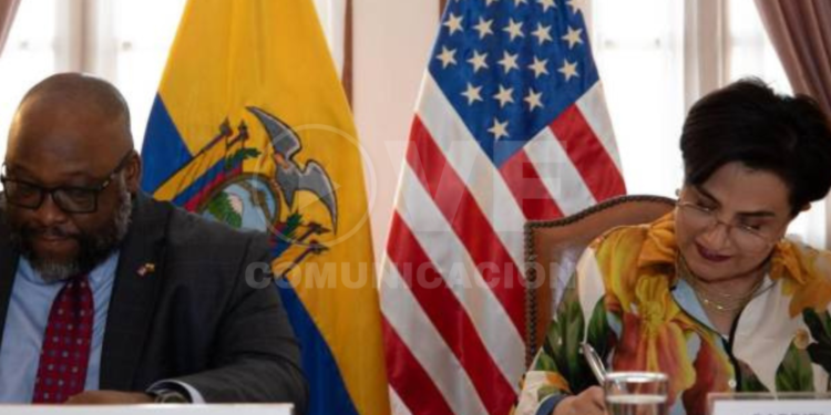 Ecuador recibirá USD 39 millones de Estados Unidos para promover la gobernanza inclusiva