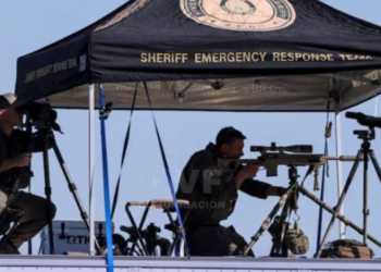 Un hombre armado fue arrestado cerca de un mitin de Donald Trump