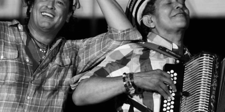 Falleció el acordeonista Edigio Cuadrado, compañero de Carlos Vives