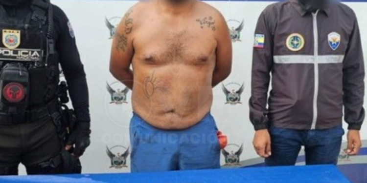 Capturaron a presunto miembro de Los Lobos y a tres sujetos más
