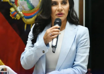 Audiencia por la denuncia de Verónica Abad a Daniel Noboa se aplaza