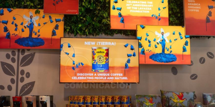 Ecuador presenta su primer café libre de deforestación