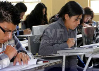 Ejecutivo y legislativo “compiten” por darle universidad a Santo Domingo