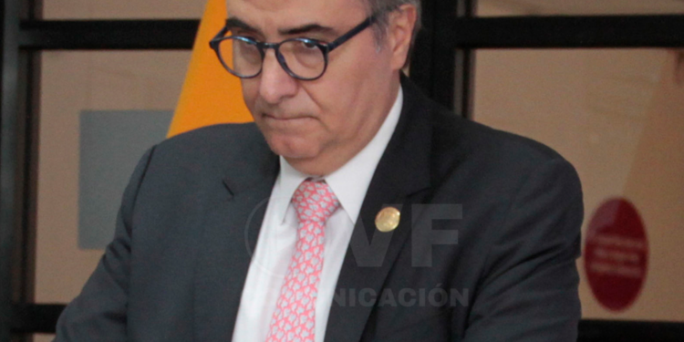 Renuncia ministro de Energía Antonio Gonçalves tras anuncio de extensión de apagones