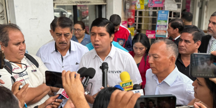 Asambleísta Steven Ordóñez junto al Sindicato de Choferes exige suspender cobro de peaje El Garrido