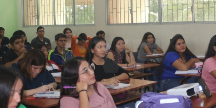 1608 estudiantes iniciaron Curso de nivelación de la UTMACH