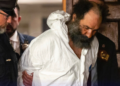 Hombre de 51 años fue arrestado en Nueva York acusado de apuñalar a tres personas 