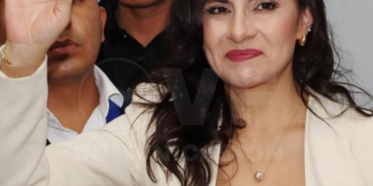 Vicepresidenta Verónica Abad, arribó a Quito 