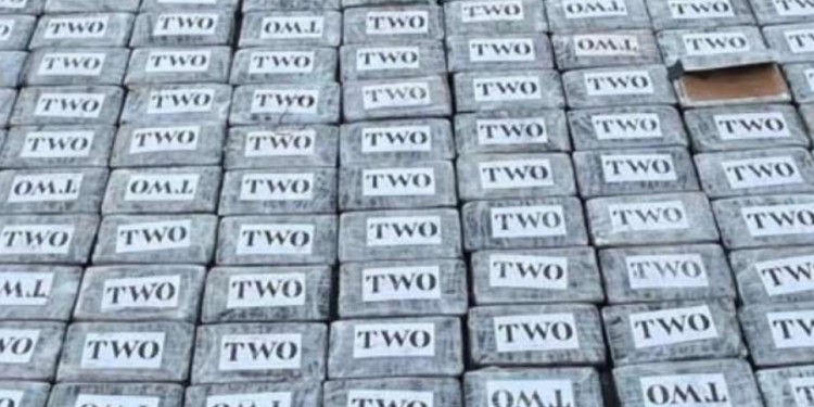 Identifican vehículo que se movilizaba con droga en Rumiñahui