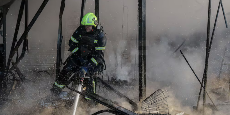 Rusia lanza un ataque masivo de drones contra Ucrania