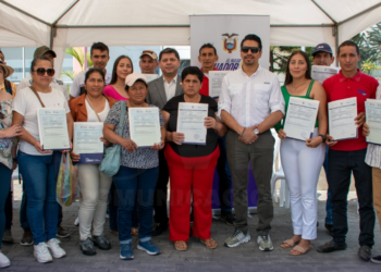 PRODUCTORES ORENSES RECIBIERON DEL GOBIERNO NACIONAL, TÍTULOS DE PROPIEDAD, UNIDADES MÓVILES PRODUCTIVAS ENTRE OTROS BENEFICIOS