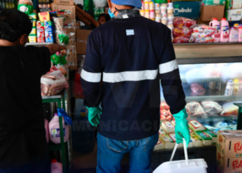 Jornada desratización y fumigación en el Mercado de mariscos Caraguay