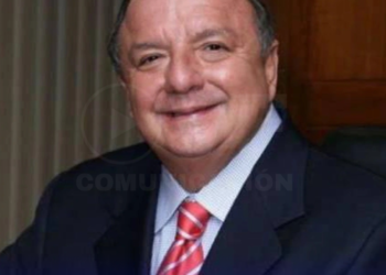 Álvaro Noboa sufrió un infarto y fue ingresado de urgencia a una clínica en Guayaquil