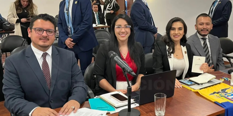 Verónica Abad, pide que se levante su suspensión como vicepresidenta