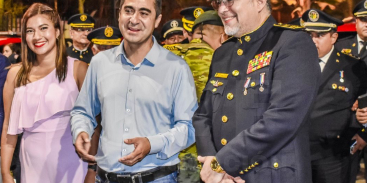 Bomberos de El Oro rindieron homenaje a Arenillas