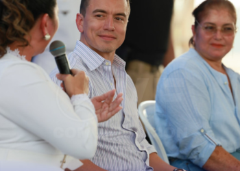 AGRICULTORES DE LA COSTA RECIBIERON DEL GOBIERNO NACIONAL UNIDADES MÓVILES Y TÍTULOS DE PROPIEDAD