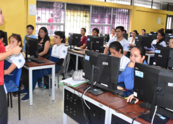 Avanza el proceso de matrícula para el curso de nivelación en la UTMACH