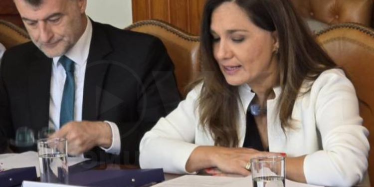Ecuador y Chile suscriben un convenio de cooperación consular