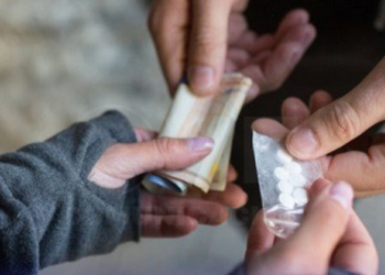 Cae pareja detenida por Microtráfico en Machala