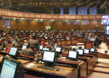 Asamblea de Ecuador investiga uso de pegasus para espionaje