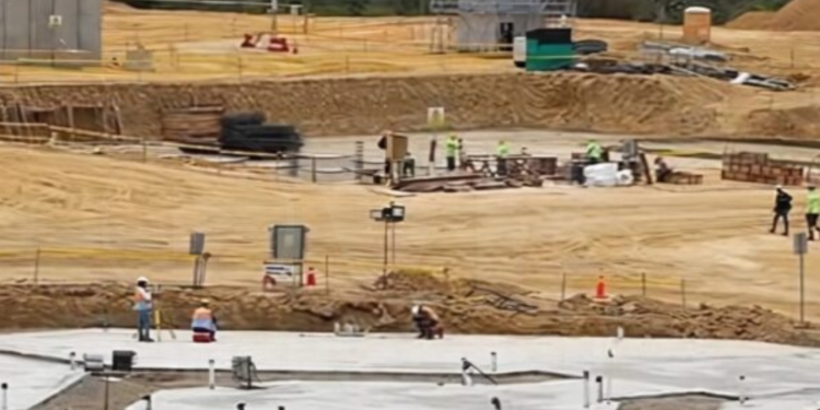 Un muerto por explosiones durante construcción de nueva cárcel en Santa Elena