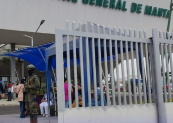 𝗨𝗡 𝗠É𝗗𝗜𝗖𝗢 𝗗𝗘𝗟 𝗜𝗘𝗦𝗦 𝗙𝗨𝗘 𝗘𝗡𝗖𝗢𝗡𝗧𝗥𝗔𝗗𝗢 𝗠𝗨𝗘𝗥𝗧𝗢 𝗘𝗡 𝗘𝗟 𝗛𝗢𝗦𝗣𝗜𝗧𝗔𝗟