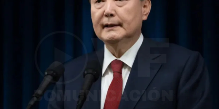 Corea del Sur prohíbe a su presidente viajar al extranjero mientras se amplía la investigación de insurrección