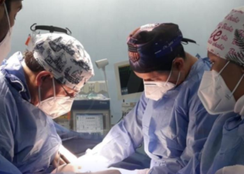 12 563 pacientes esperan para entrar a un quirófano en el IESS