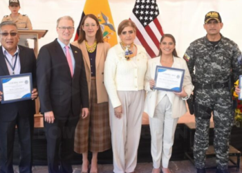 Estados Unidos reconoce a Ecuador por récord en incautación de drogas en 2024