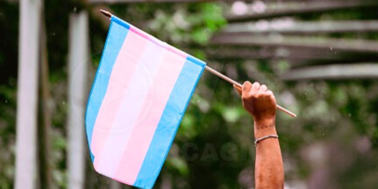 Argentina prohíbe los tratamientos y las cirugías de cambio de género en los menores