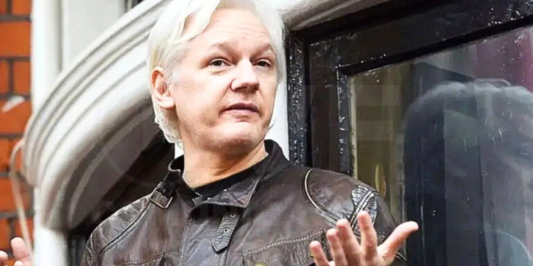 Corte Constitucional de Ecuador revoca definitivamente la nacionalidad de Julián Assange