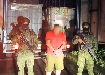 Fuerzas Armadas decomisa 3.600 galones de combustible en operación en Puyango