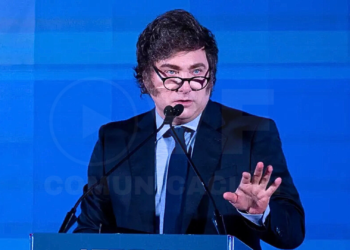 Denuncian a Milei por presunta estafa con criptomonedas