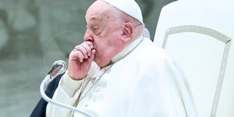 Cuadro clínico del papa Francisco «es complejo»
