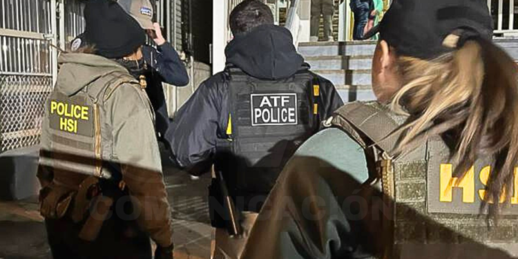 Más de 5.500 detenidos dejan operativos contra migrantes indocumentados en Estados Unidos en dos semanas