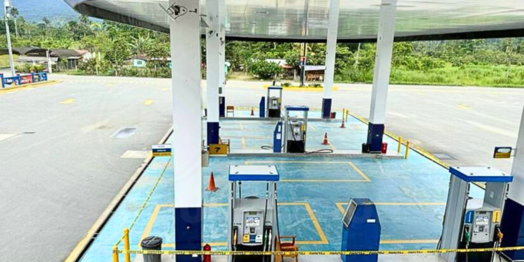 La Fiscalía allana cinco gasolineras en zonas fronterizas