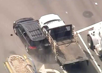 Persecución policial termina en violento choque múltiple, en Long Beach