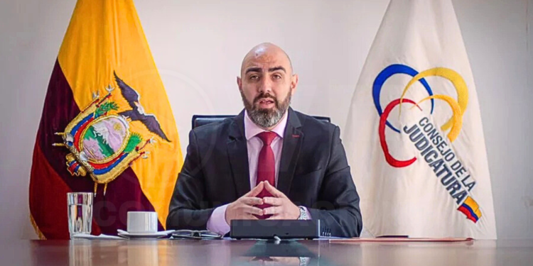 Consejo de la Judicatura investiga a 31 funcionarios por irregularidades y castiga a Mayra Salazar