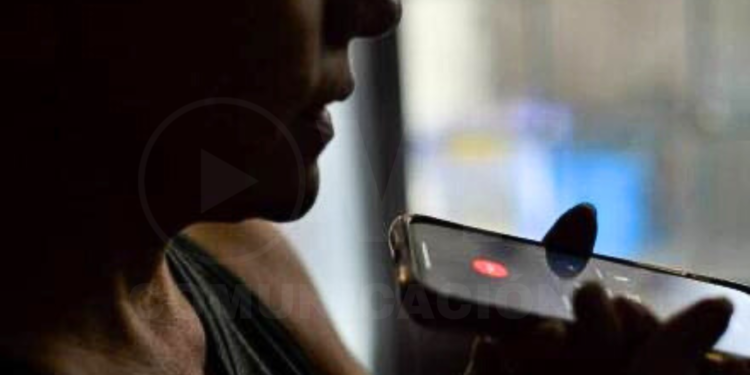 Capturan a dos mujeres y un presunto militar por delito de extorsión en Durán